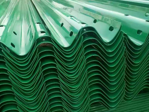 Spray plastic guardrail board图片4