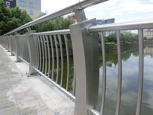 Bridge railing图片2