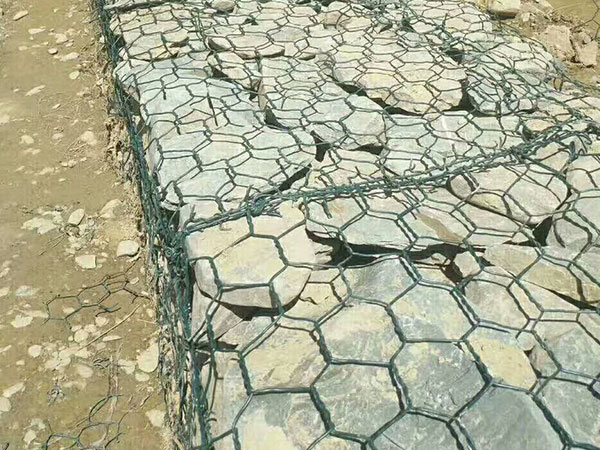 Plastic covered gabion net图片1