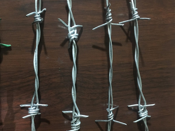 Hot dip galvanized barbed rope图片1